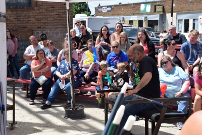 Jon Offitt glass blowing demonstration